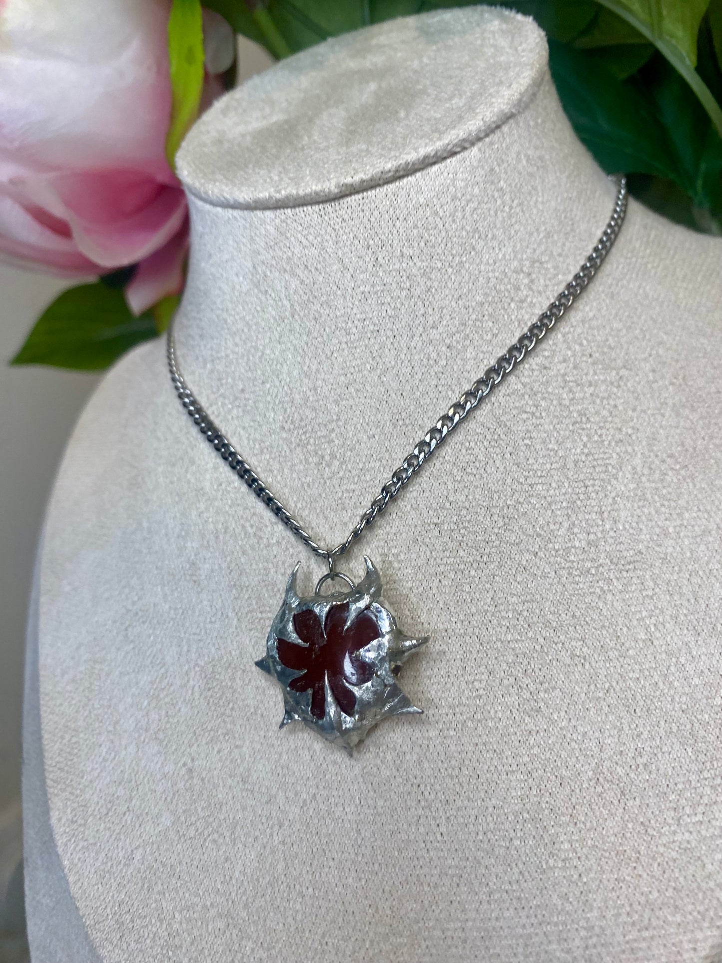 Red Spiky heart